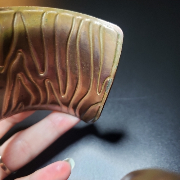 copper tone statement cuff bracelet - Picture 5 of 8